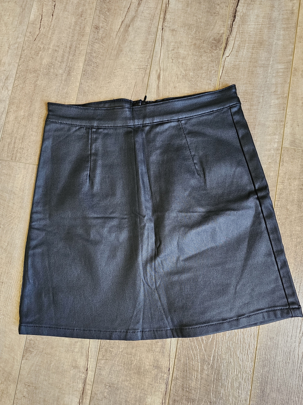 Sadie & Sage Classic Black Faux-Leather A-Line Skirt